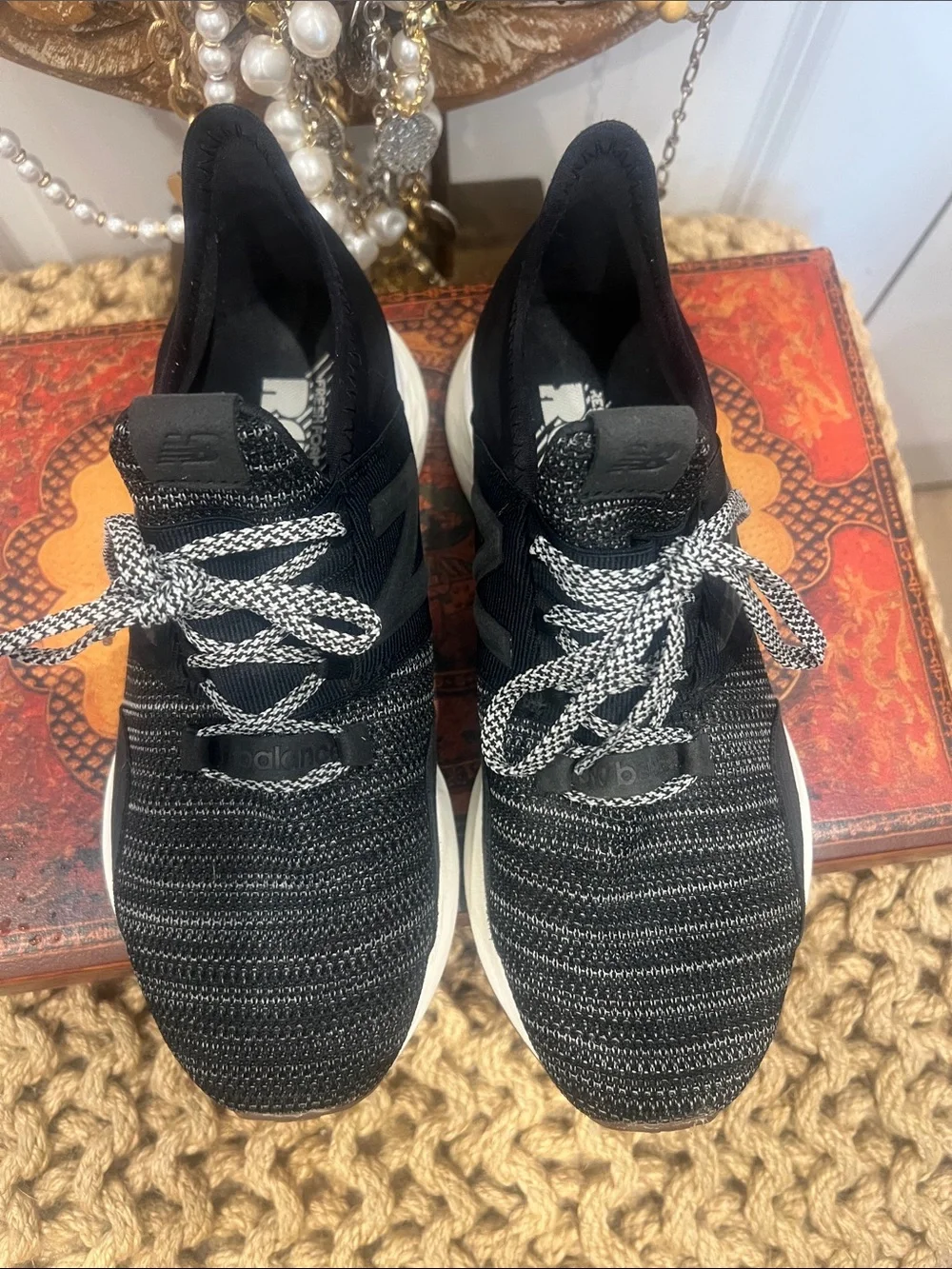 New Balance Women’s Black and White Fresh Form Roav Sneakers Size 7